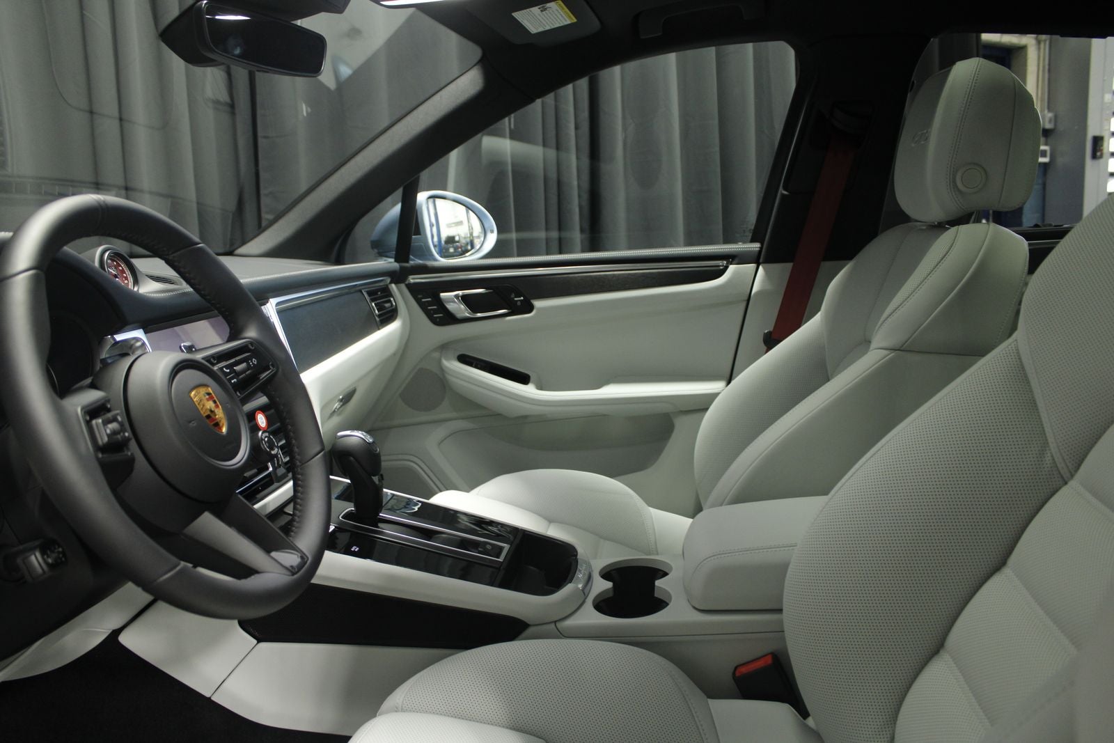 2026 Porsche Macan GTS