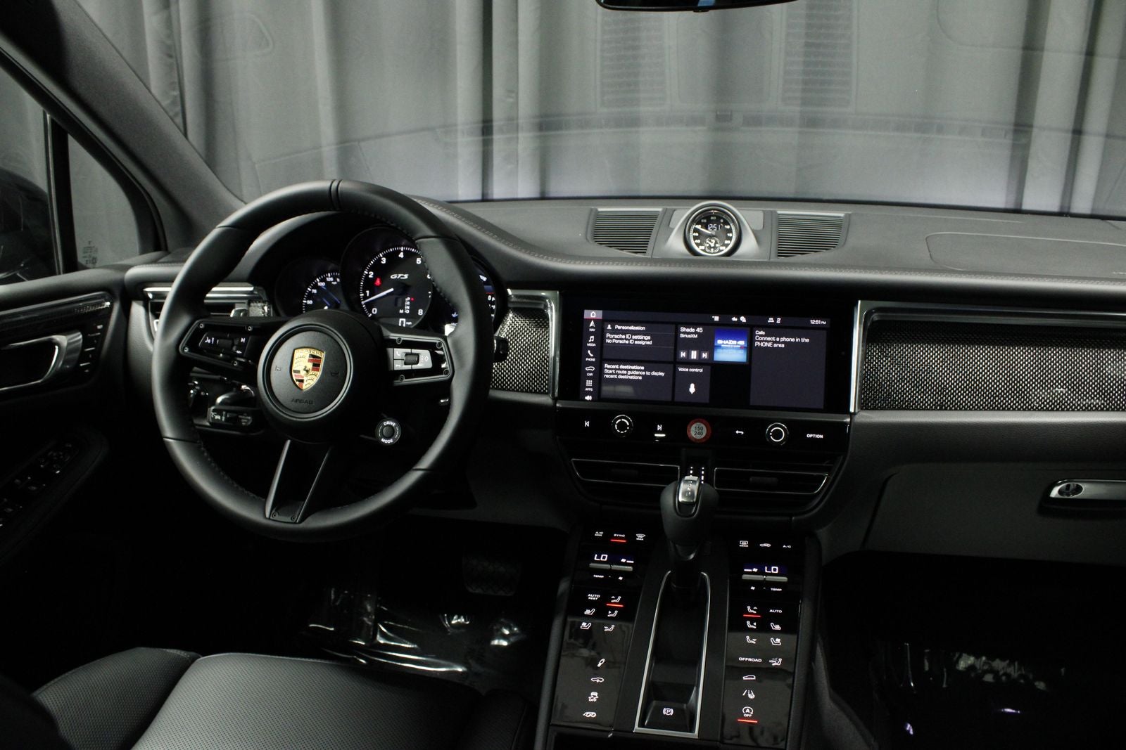 2026 Porsche Macan Macan GTS