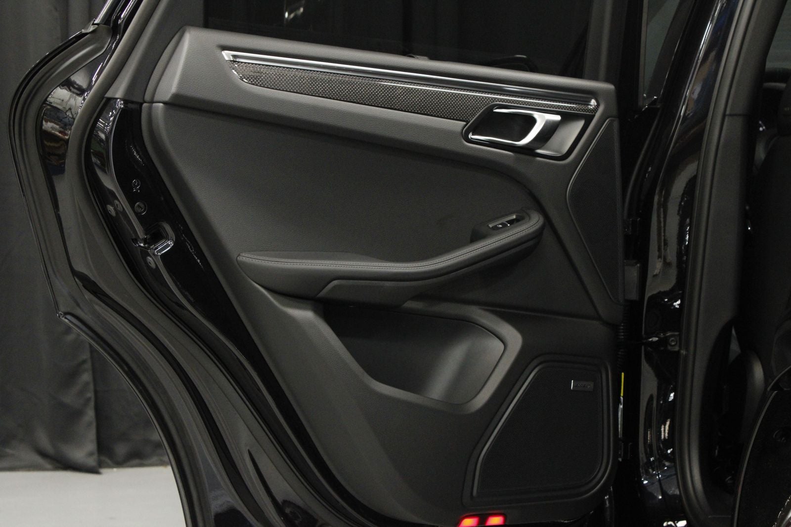 2026 Porsche Macan Macan GTS