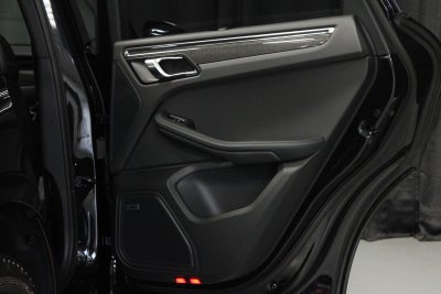 2026 Porsche Macan Macan GTS
