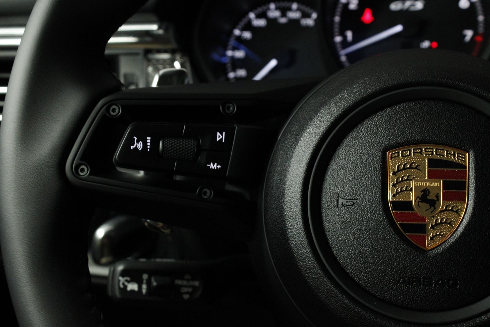 2026 Porsche Macan Macan GTS