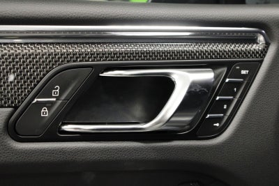 2026 Porsche Macan Macan GTS