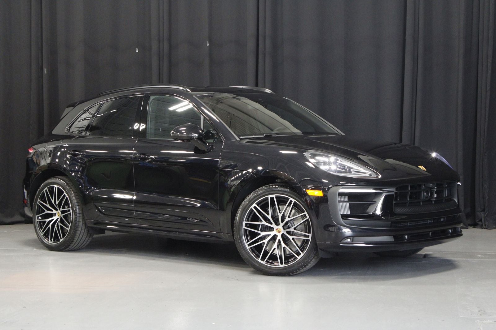 2026 Porsche Macan Macan GTS