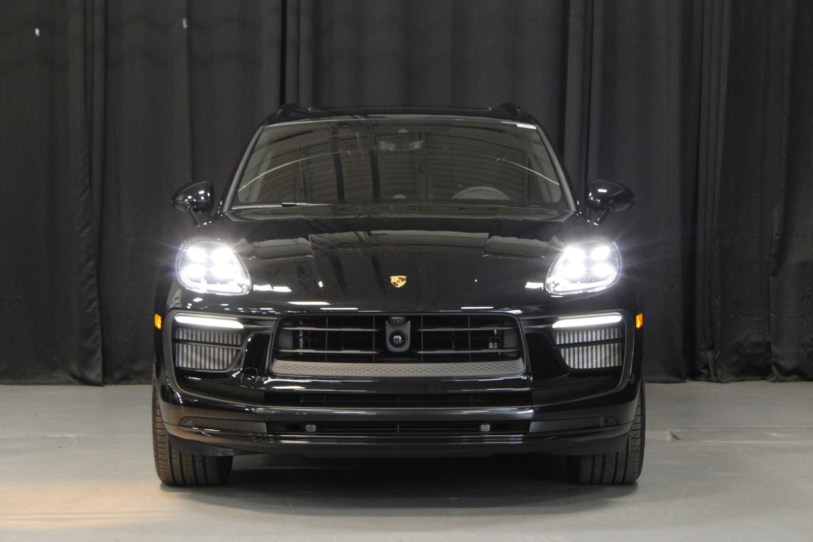 2026 Porsche Macan Macan GTS