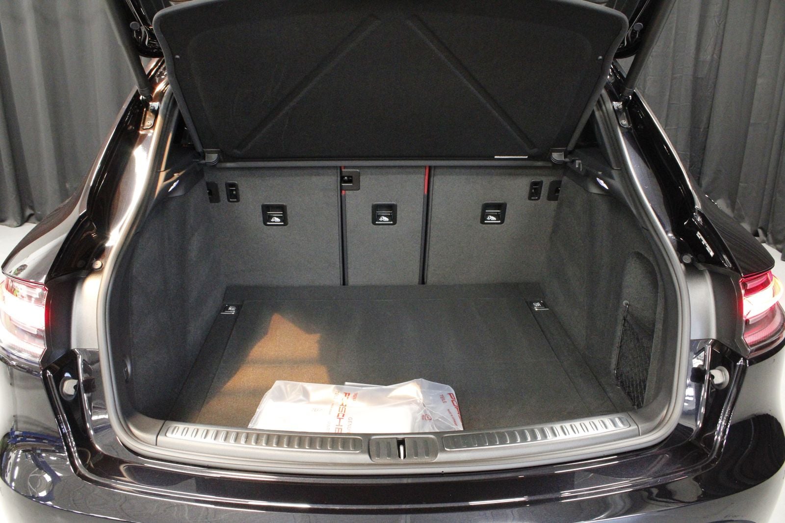 2026 Porsche Macan Macan S