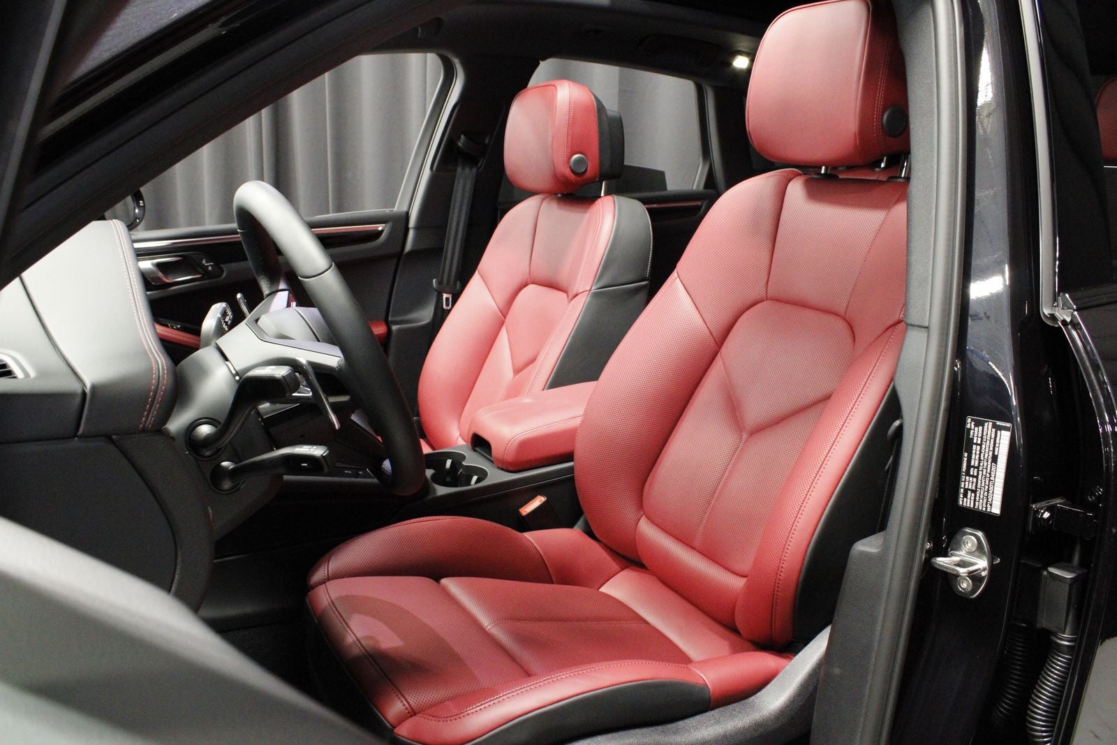 2026 Porsche Macan Macan S