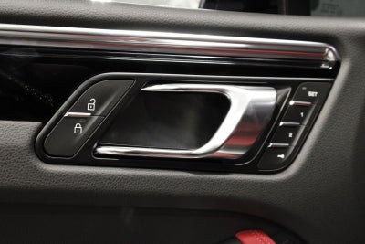 2026 Porsche Macan Macan S