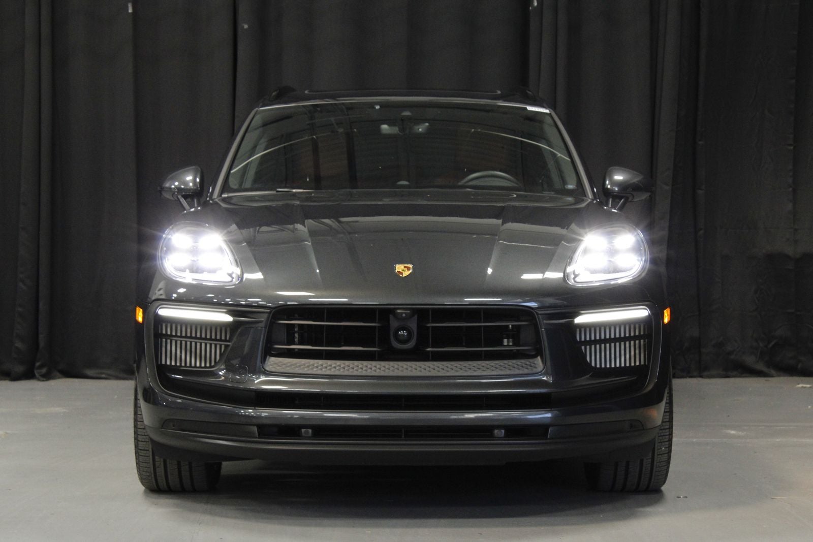2025 Porsche Macan S