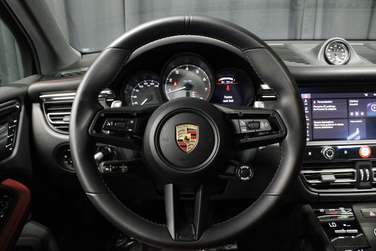 2025 Porsche Macan S