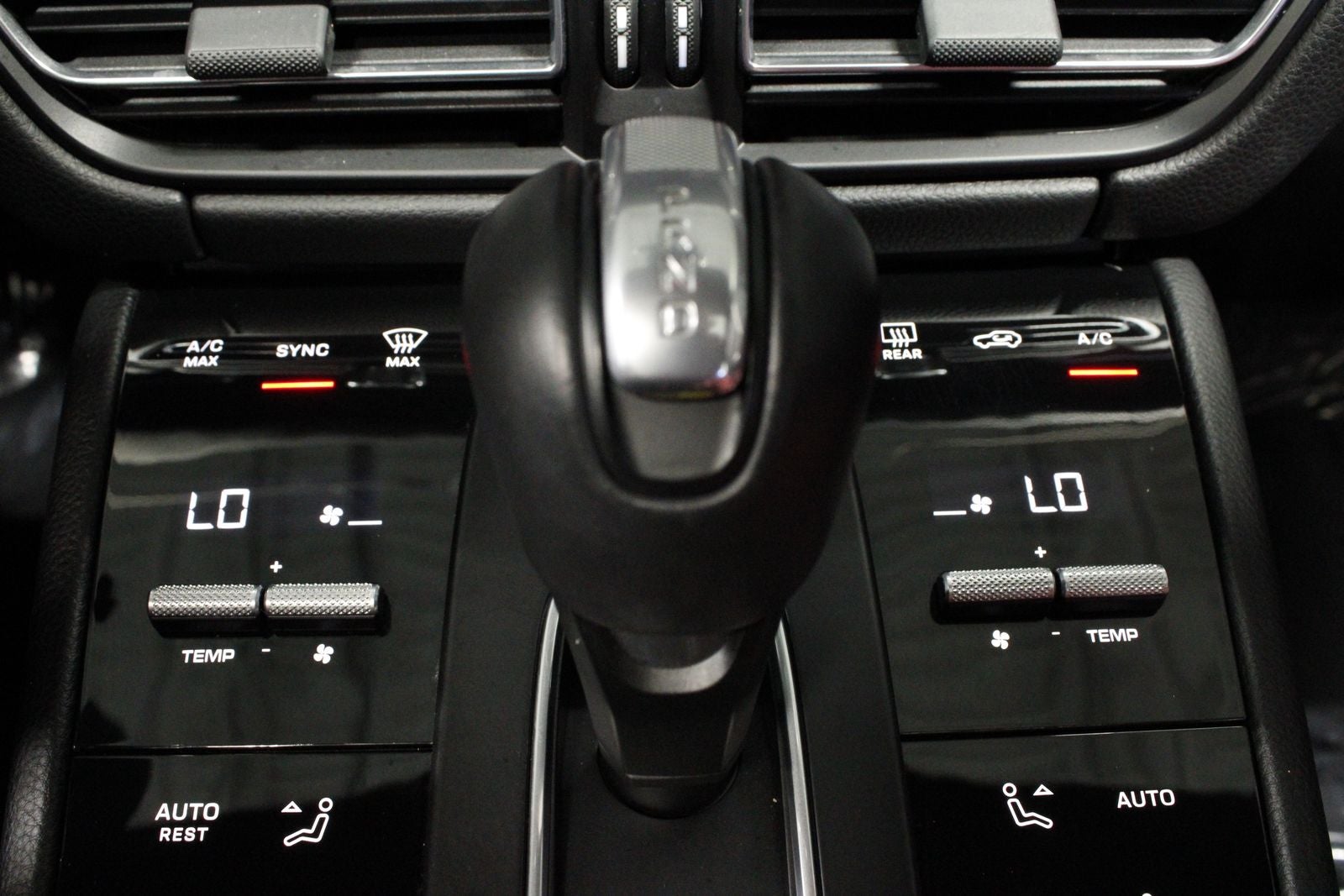 2025 Porsche Macan S