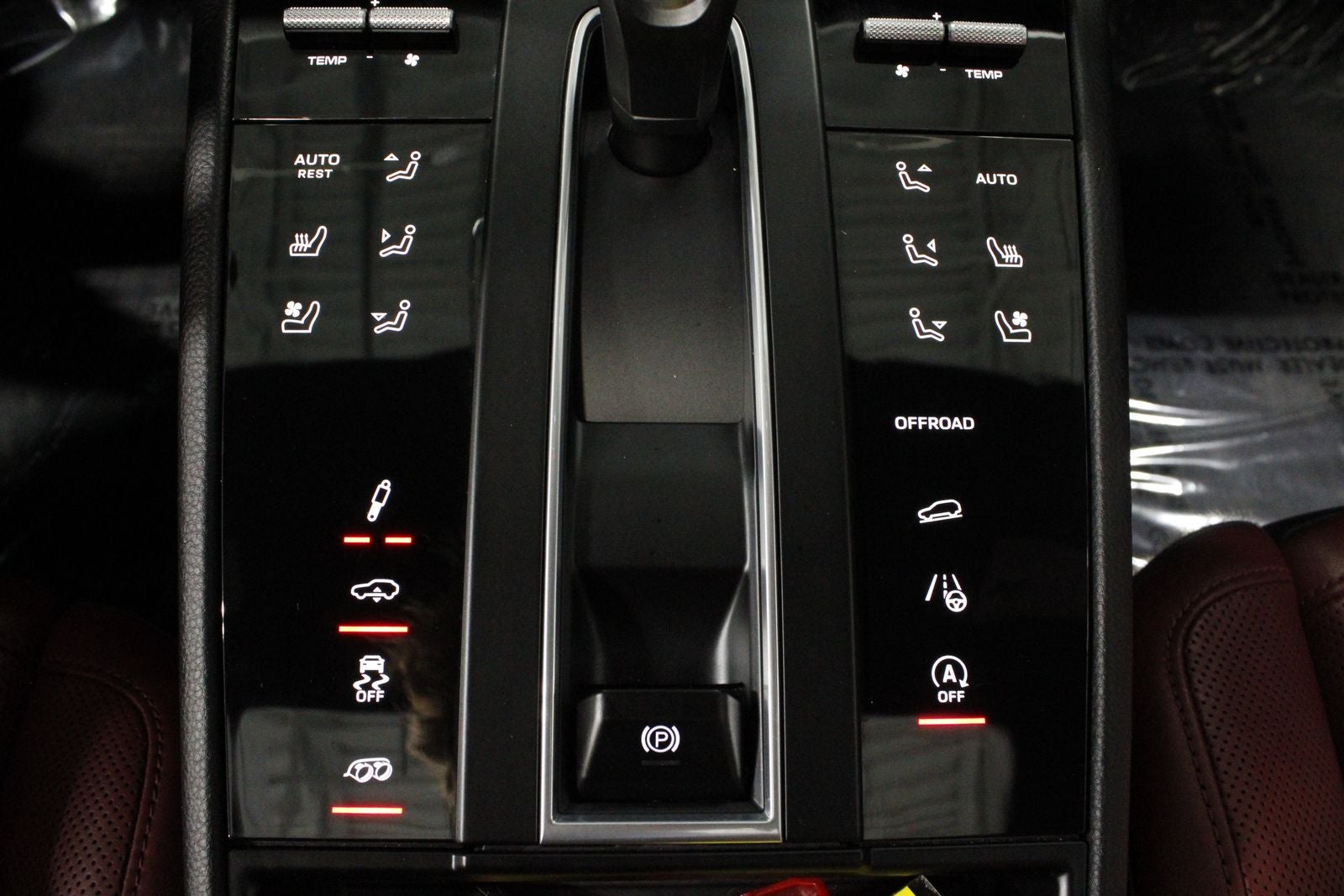 2025 Porsche Macan S