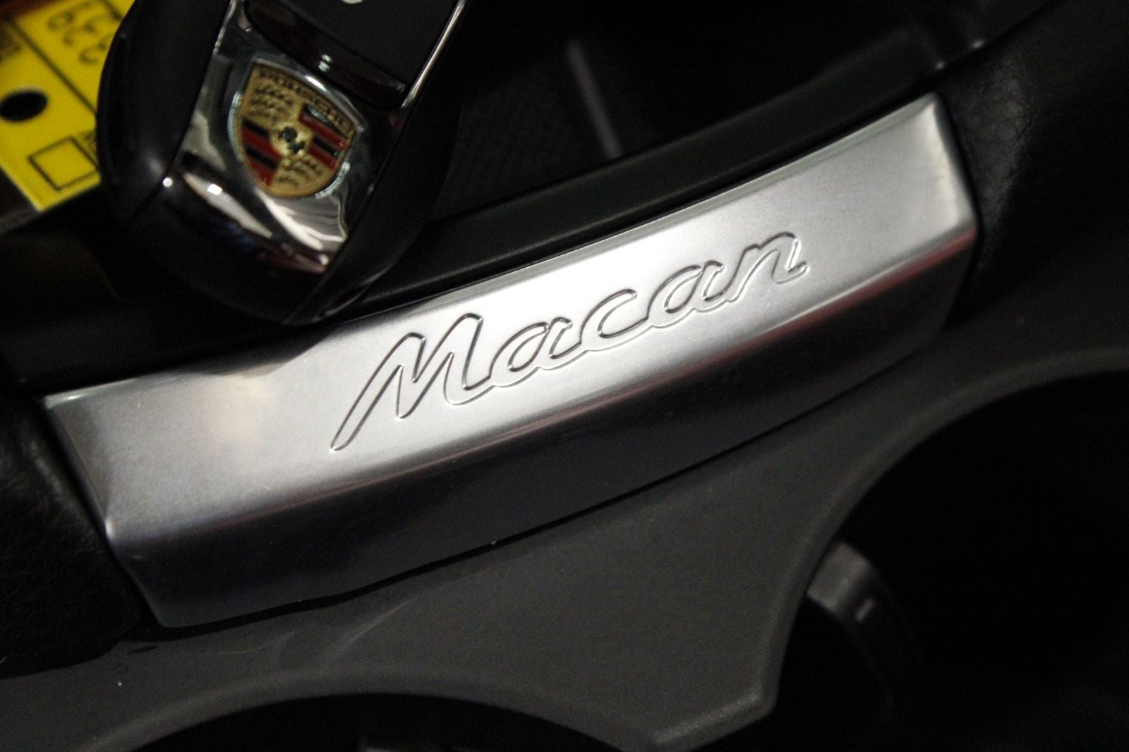 2025 Porsche Macan S