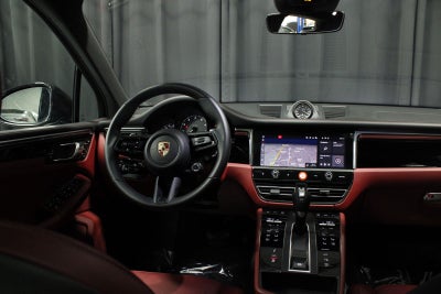 2025 Porsche Macan S