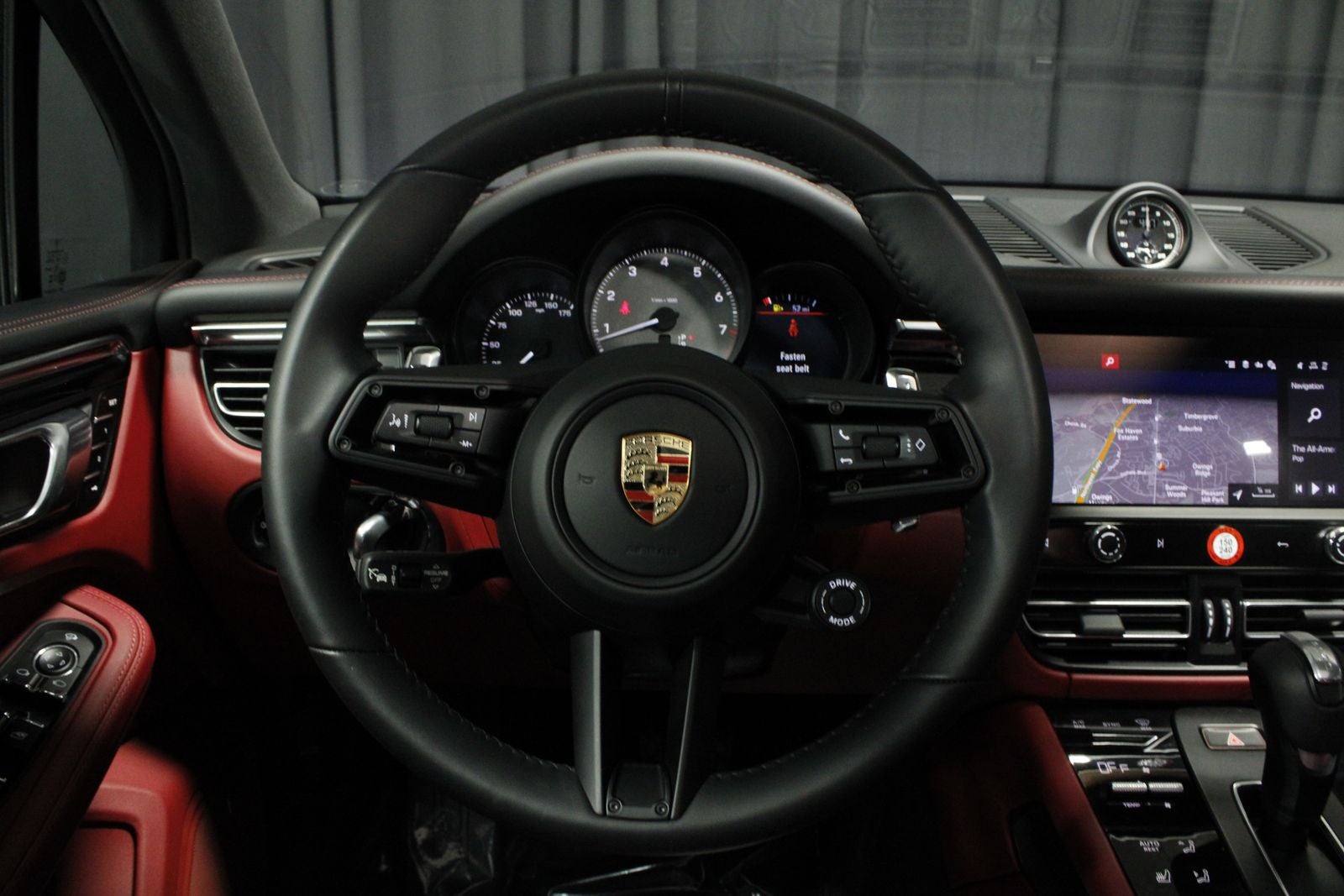 2025 Porsche Macan S