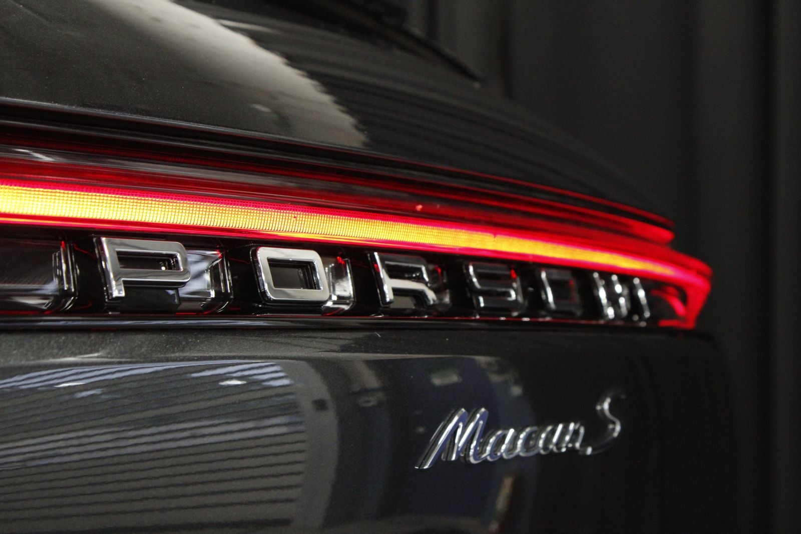2026 Porsche Macan S