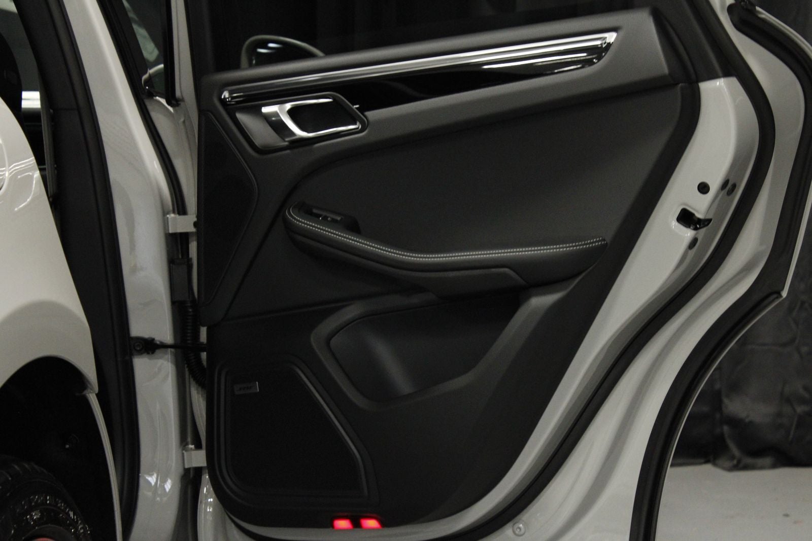 2026 Porsche Macan Macan S