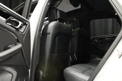 2026 Porsche Macan Macan S