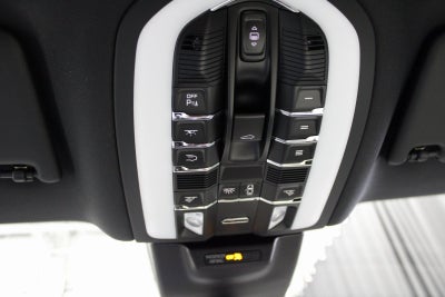 2026 Porsche Macan S