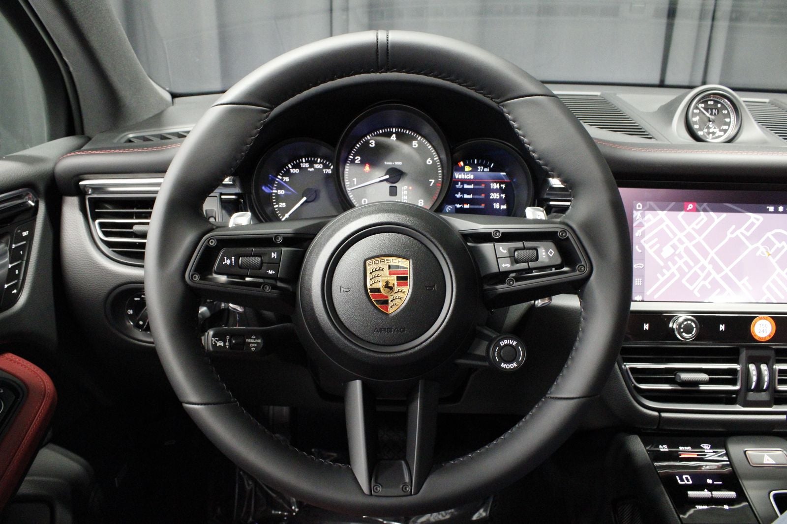 2026 Porsche Macan Macan S