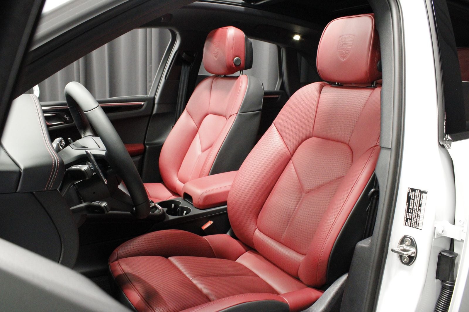 2026 Porsche Macan Macan S