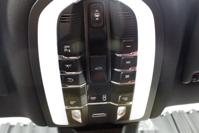 2026 Porsche Macan Macan S