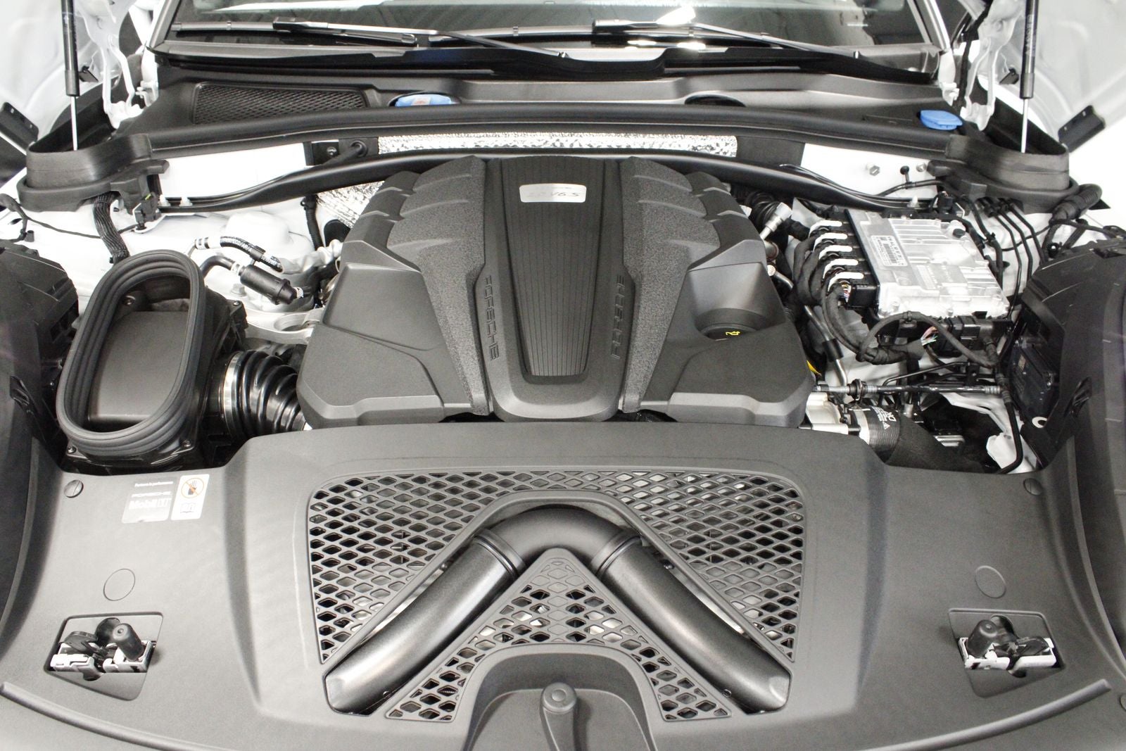2026 Porsche Macan Macan S