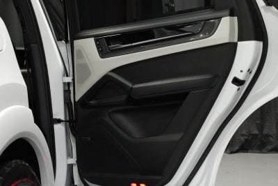 2025 Porsche Cayenne Cayenne GTS