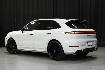 2025 Porsche Cayenne Cayenne GTS