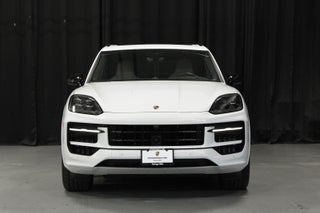 2025 Porsche Cayenne GTS