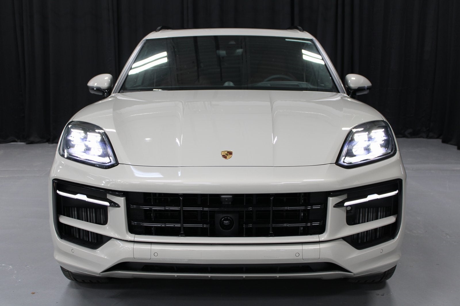 2025 Porsche Cayenne GTS