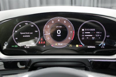 2025 Porsche Cayenne GTS