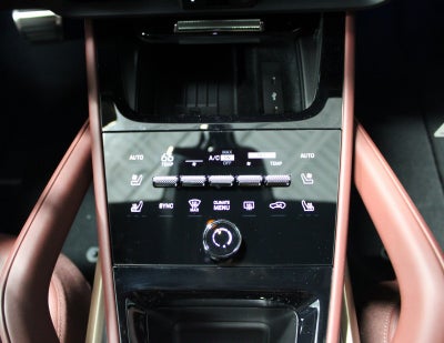 2025 Porsche Cayenne GTS