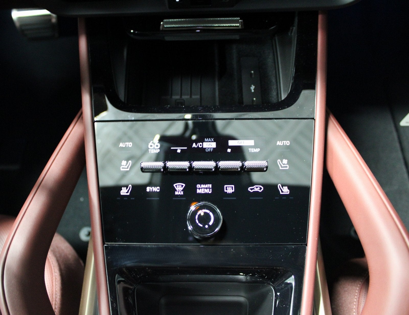 2025 Porsche Cayenne GTS