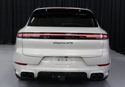 2025 Porsche Cayenne GTS