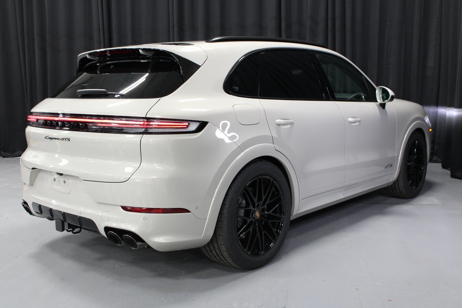 2025 Porsche Cayenne GTS