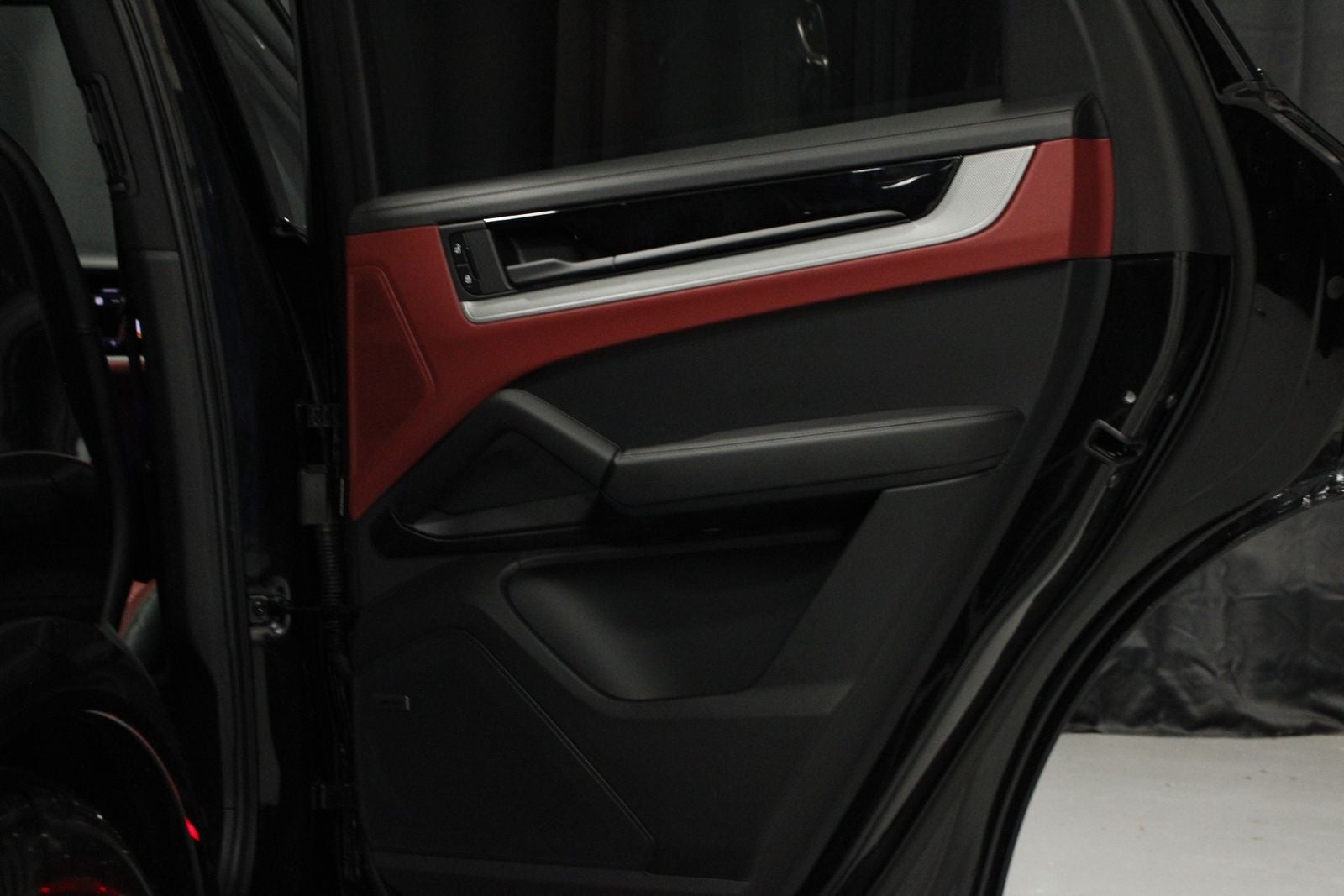 2024 Porsche Cayenne S