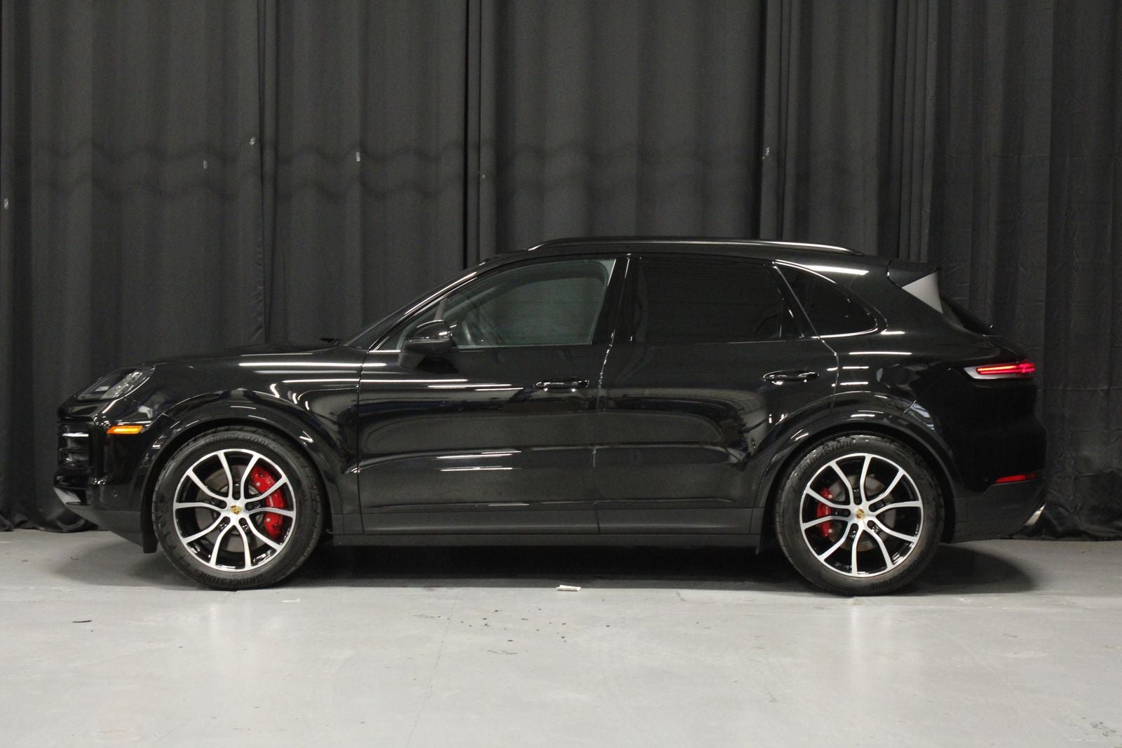 2024 Porsche Cayenne S