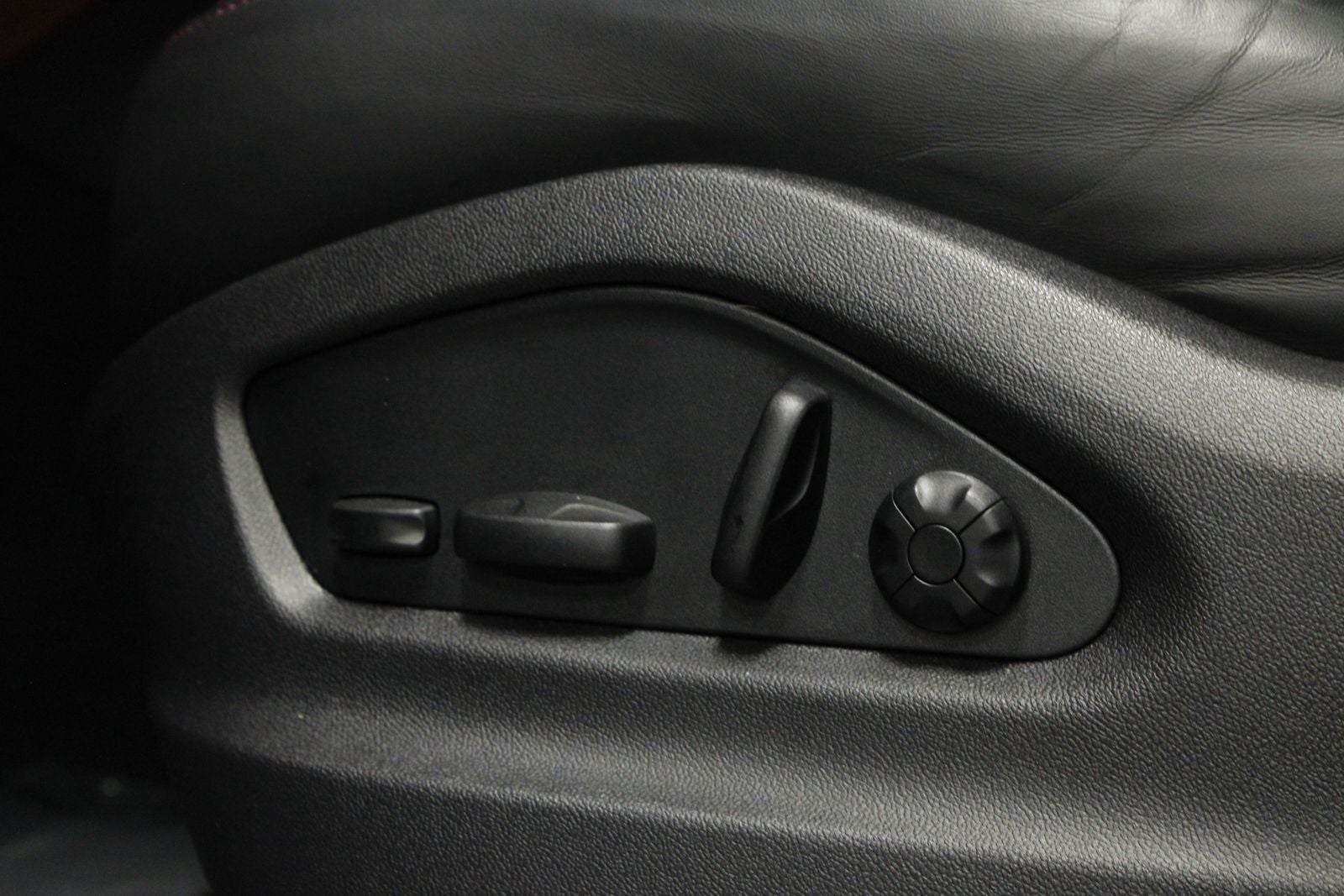 2024 Porsche Cayenne S