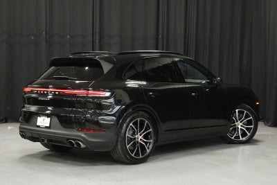 2024 Porsche Cayenne S