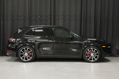 2024 Porsche Cayenne S