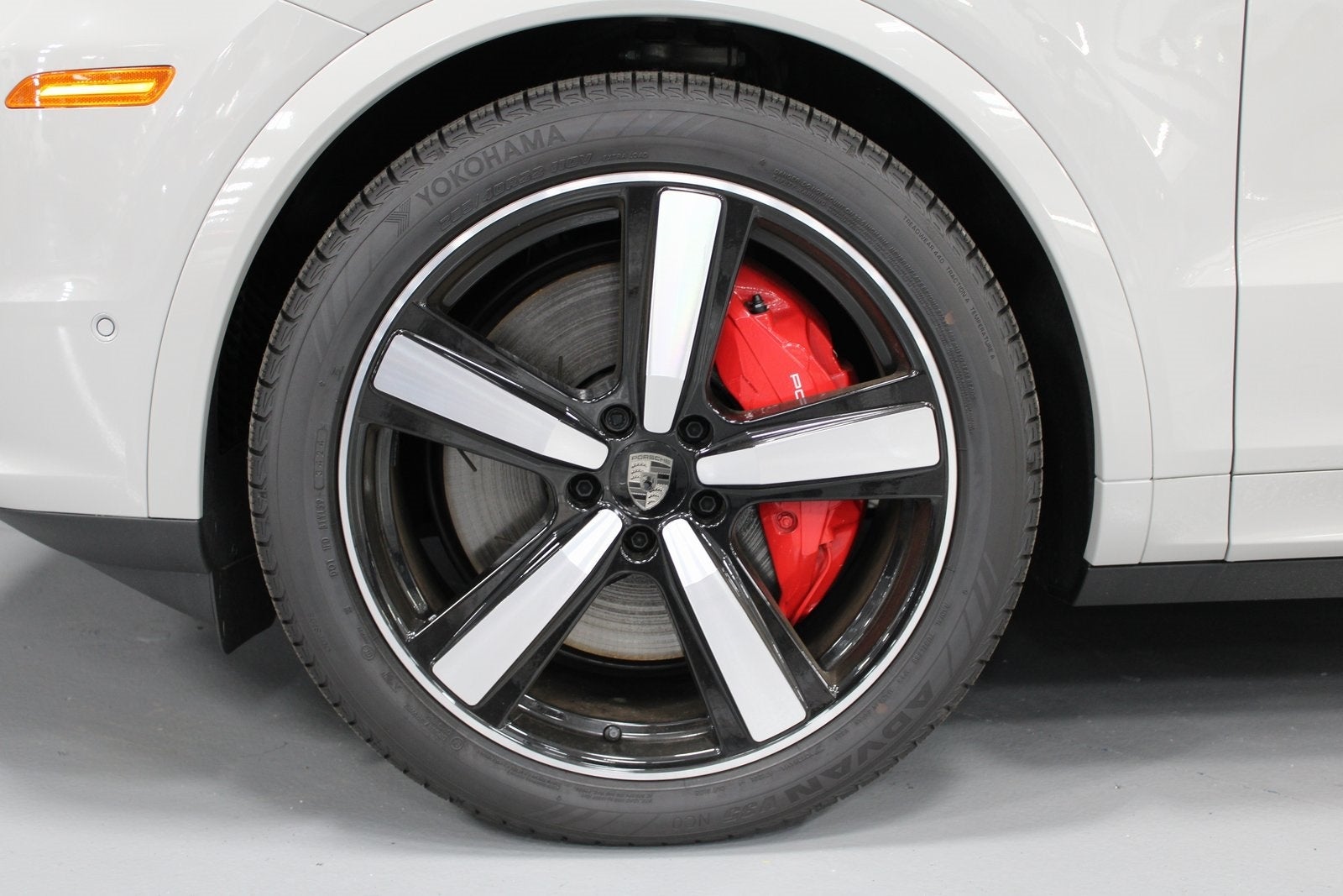 2025 Porsche Cayenne E-Hybrid Turbo