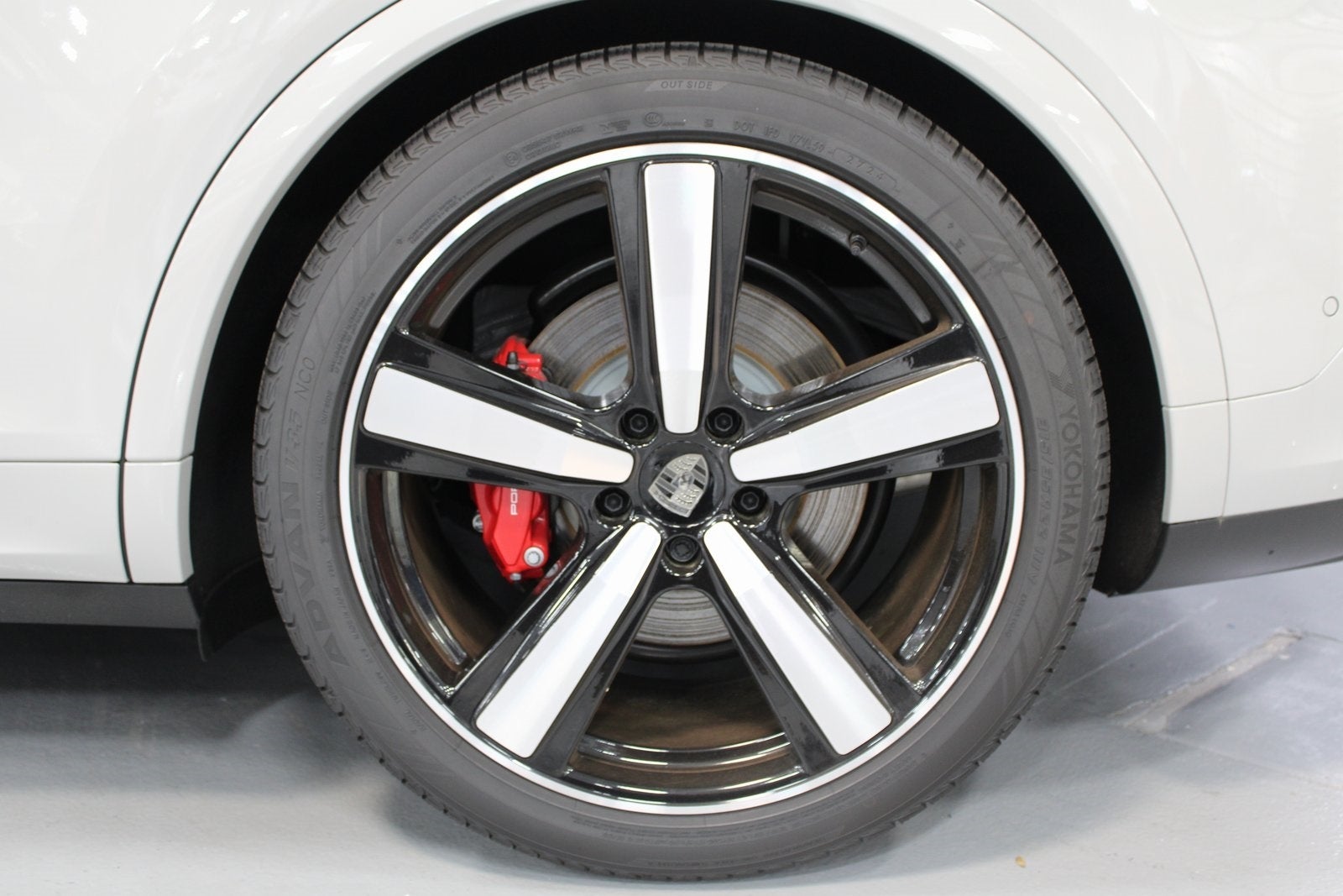 2025 Porsche Cayenne E-Hybrid Turbo