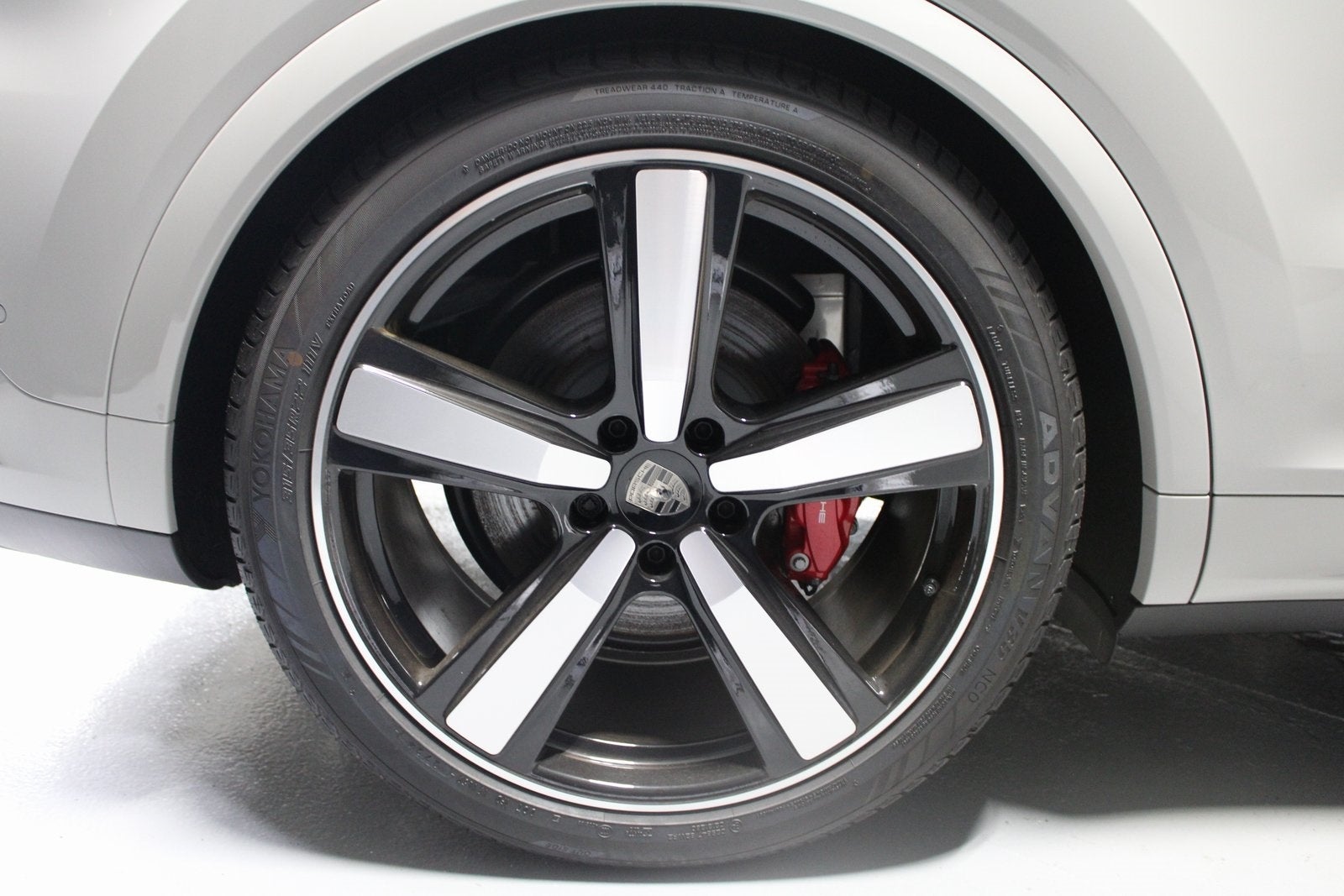 2025 Porsche Cayenne E-Hybrid Turbo