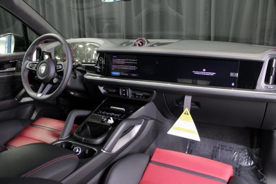 2025 Porsche Cayenne E-Hybrid Turbo