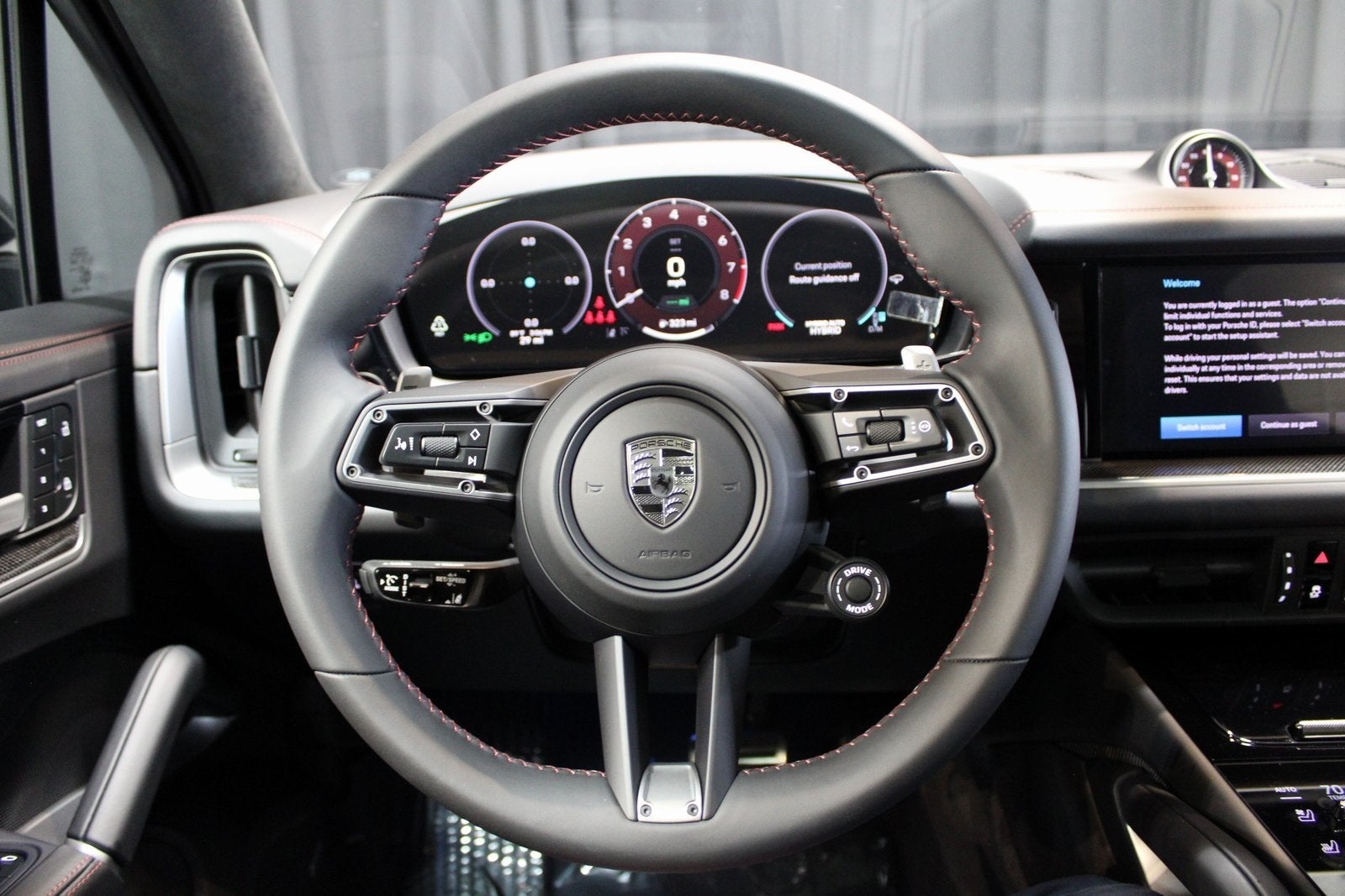 2025 Porsche Cayenne E-Hybrid Turbo