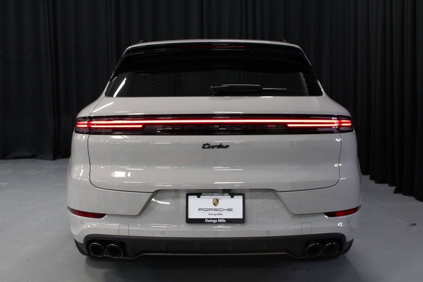 2025 Porsche Cayenne E-Hybrid Turbo