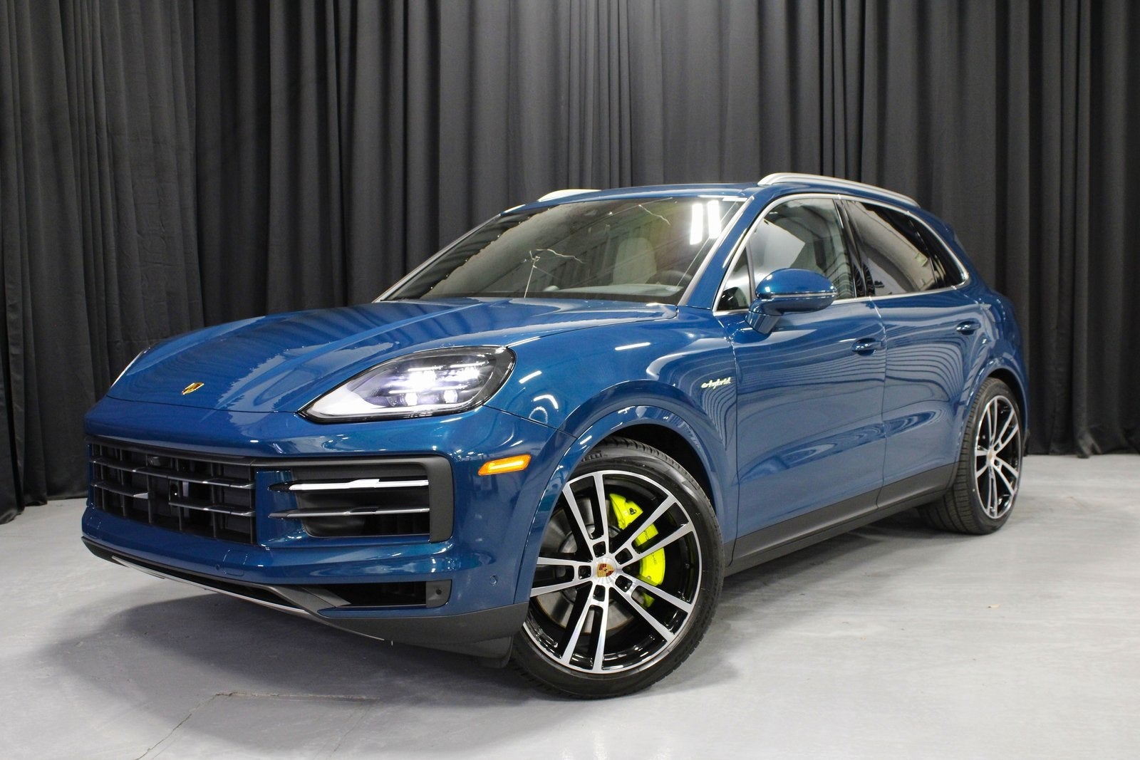 2026 Porsche Cayenne E-Hybrid S