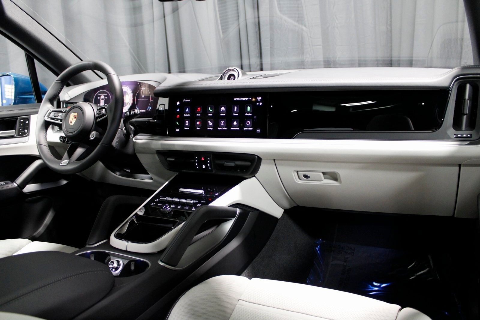 2026 Porsche Cayenne E-Hybrid S