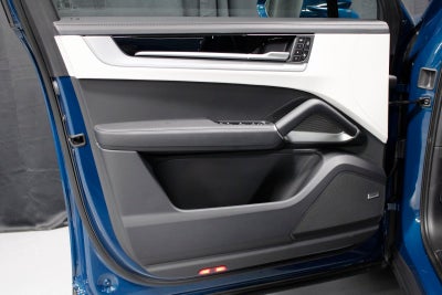 2026 Porsche Cayenne E-Hybrid S