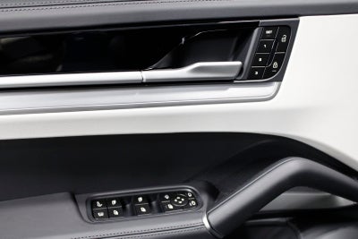 2026 Porsche Cayenne E-Hybrid S